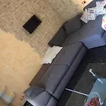 Bumby's 아파트